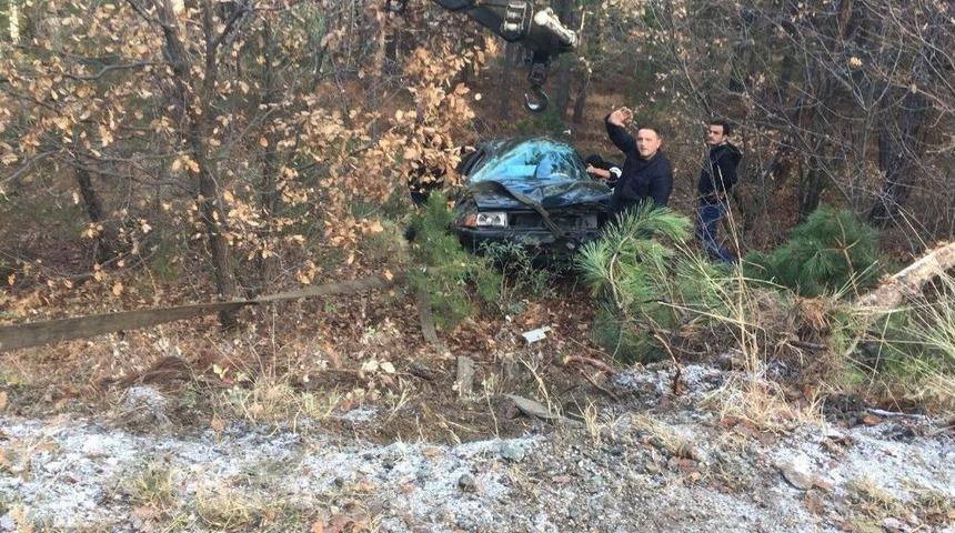 Tosya&rsquo;da Trafik Kazası: 1&rsquo;i &Ccedil;ocuk 3 Kişi Yaralandı