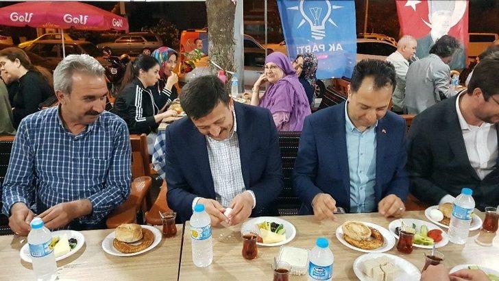 Hamza Dağ Tire’de Sahur Programına Katıldı G2