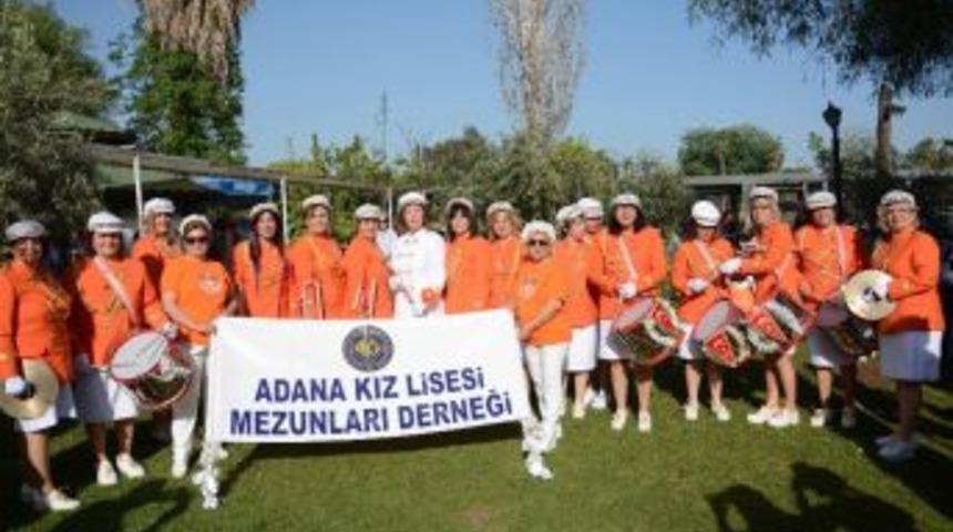 Kadın Bandosundan "karnaval" Tepkisi