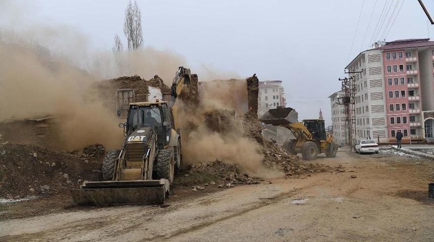 Muş&rsquo;ta Yol Genişletme &Ccedil;alışması