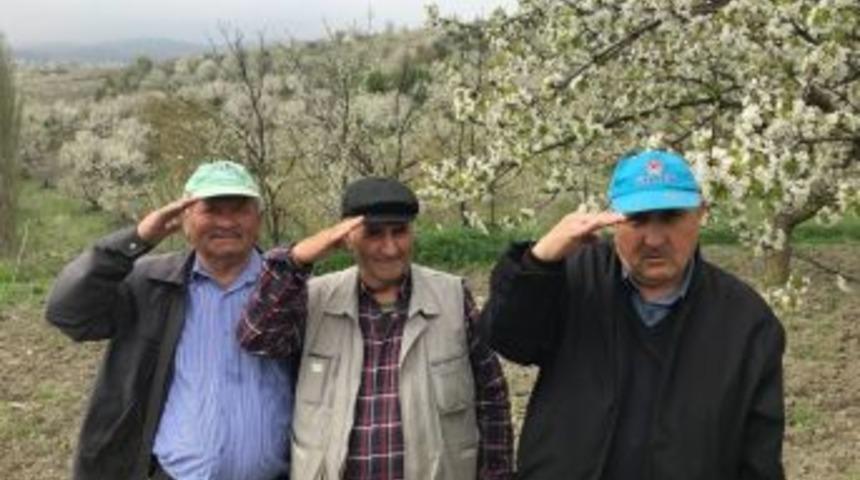 Askerlik Arkadaşları 48 Yıl Sonra Bursa’da Buluştu