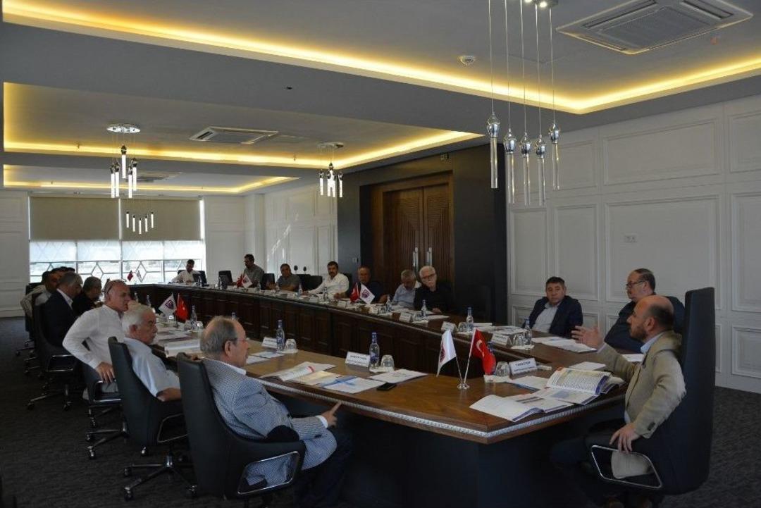 Ayto Y&uuml;ksek İstişare Kurulu Siyasetten Taleplerini Belirledi