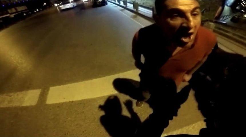 (özel) Motosiklet Sürücüsüne Bıçaklı Saldırı Kamerada