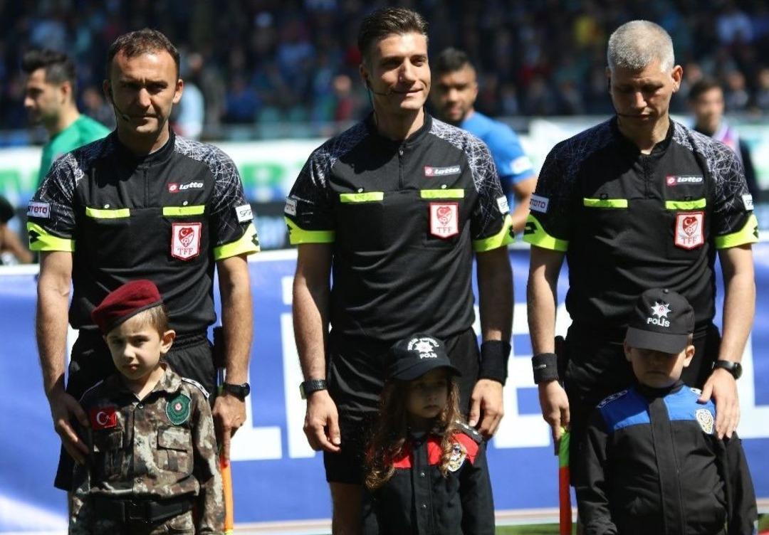 Spor Toto 1. Lig: &Ccedil;aykur Rizespor: 4 - Eskişehirspor: 1