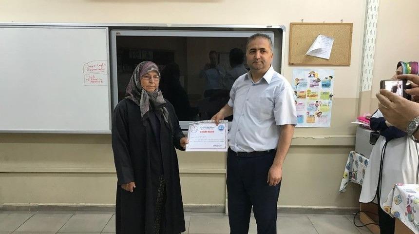 Saruhanlı&rsquo;da 173 Kişi Okuma-yazma &Ouml;ğrenmek İ&ccedil;in Başvurdu