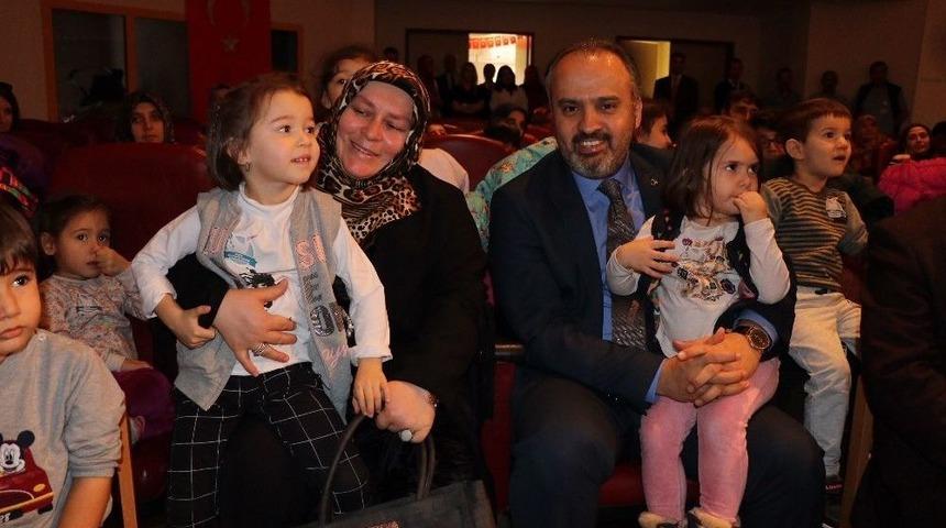 Aktaş&rsquo;tan Hasta &Ccedil;ocuklara Moral