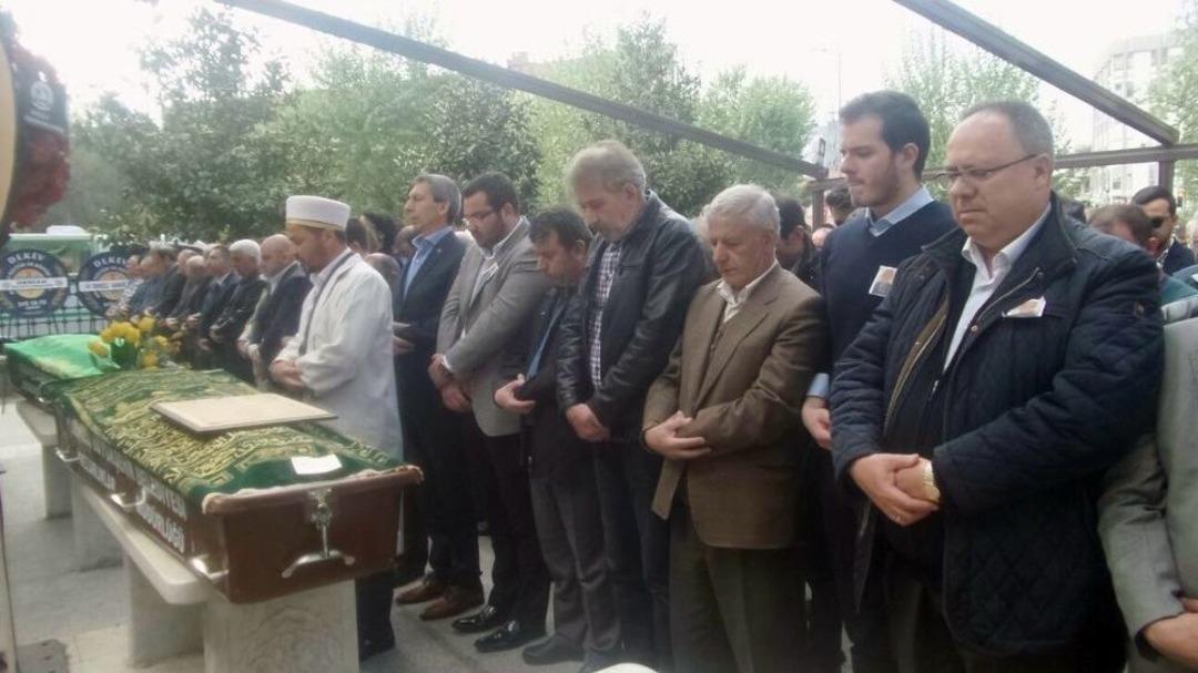 Cumhurbaşkanlığı &Uuml;st&uuml;n Hizmet Madalyası Sahibi Hayırsever İş Adamı Hayatını Kaybetti