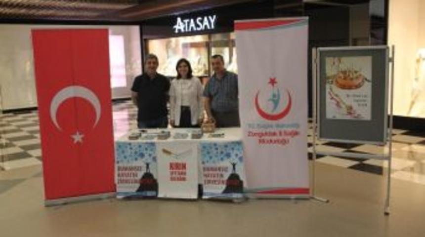 67 Burda Avm&rsquo;de Sigara Bırakma G&uuml;n&uuml; Etkinliği