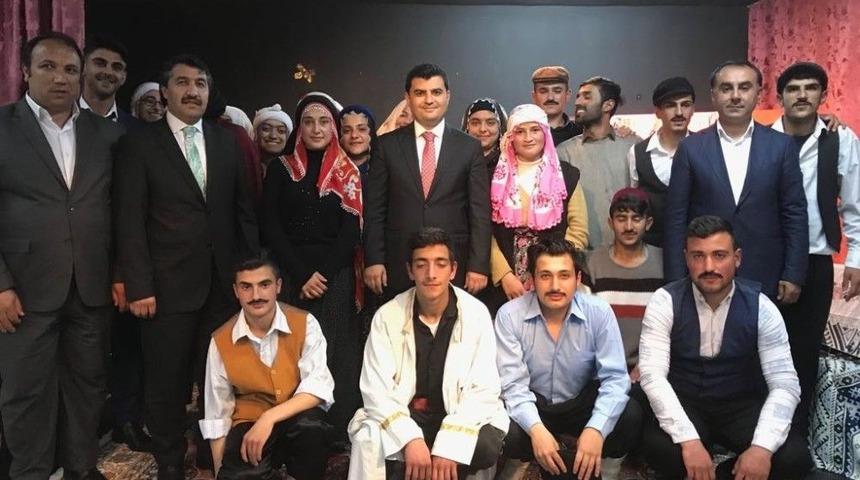 Anadolu Lisesi &Ouml;ğrencilerinden Tiyatro G&ouml;sterimi