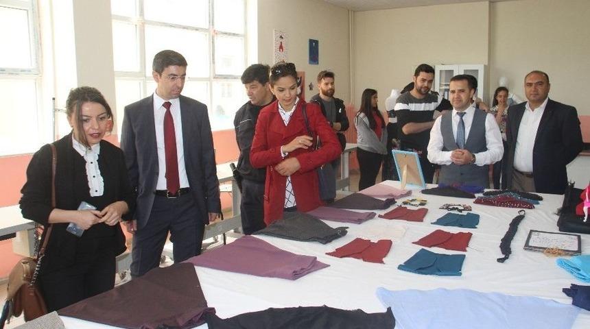 Malazgirt&rsquo;te Yılsonu Sergisi