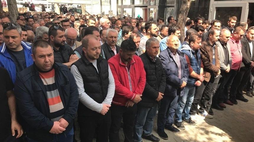 Genç Yaşta Hayatını Kaybeden Erkan Paşaoğlu Toprağa Verildi