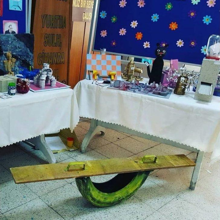 Atık Malzemeleri Sanat Eserlerine Dönüştürdüler G2