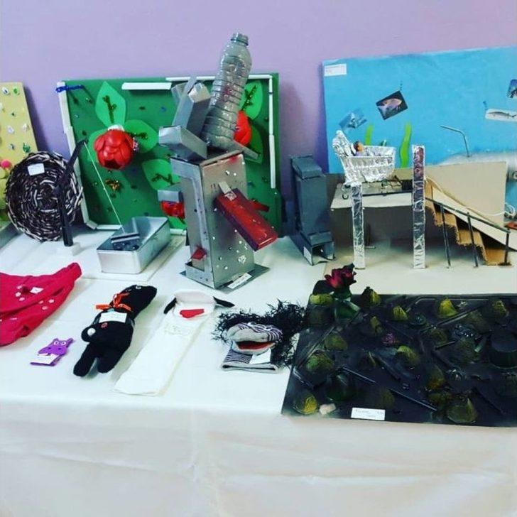 Atık Malzemeleri Sanat Eserlerine Dönüştürdüler G5