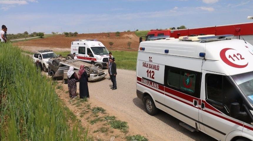 Otomobil Takla Attı: 5 Yaralı