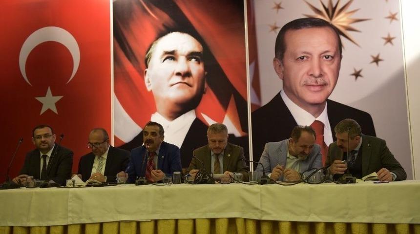 Taşk&ouml;pr&uuml;&rsquo;de &lsquo;ak Parti Yerel Y&ouml;netim Buluşmaları&rsquo; Toplantısı Yapıldı
