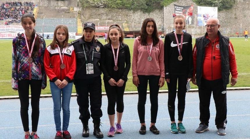 Polis Haftası Etkinlikleri Pis Koşusu