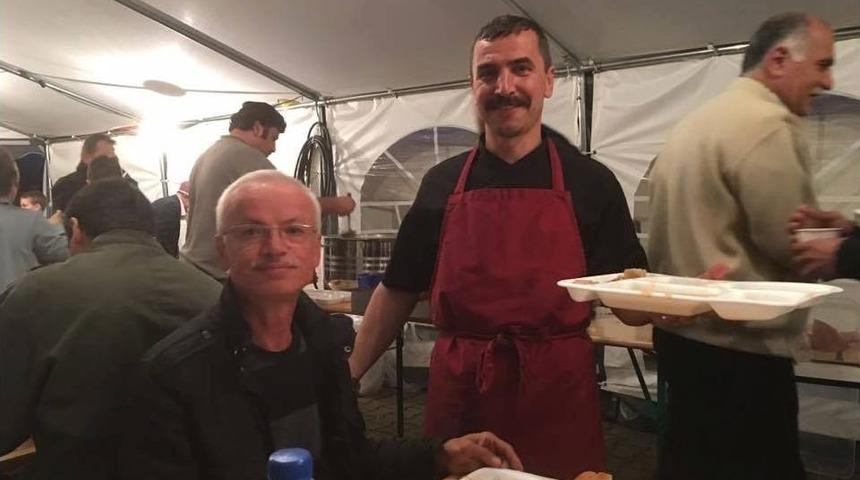 Almanya&rsquo;da İftar Sofralarının Vazge&ccedil;ilmez Aş&ccedil;ıları Oldular