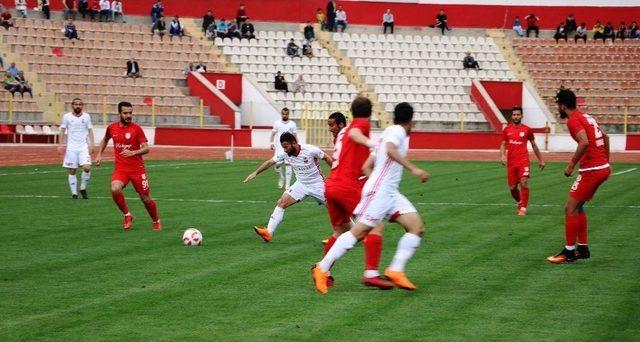 Tff 2. Lig: Kahramanmaraşspor: 1 Pendikspor: 1