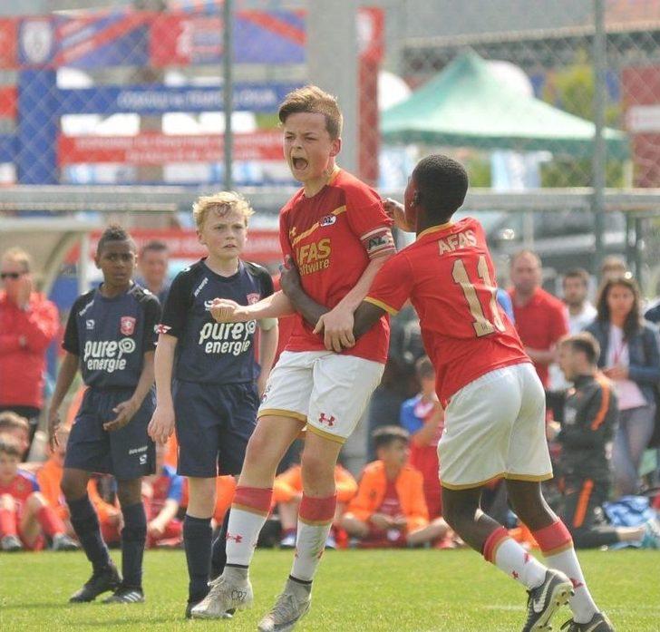 U12 İzmir Cup’ta Hollanda Derbisinin Şampiyonu Az Alkmaar G1
