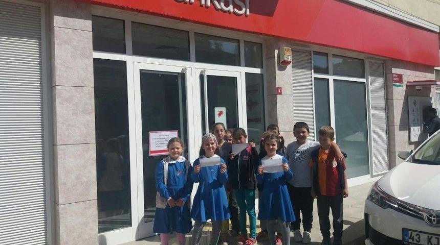 Öğrenci, Öğretmen Ve Velilerinden Filistin’e Yardım