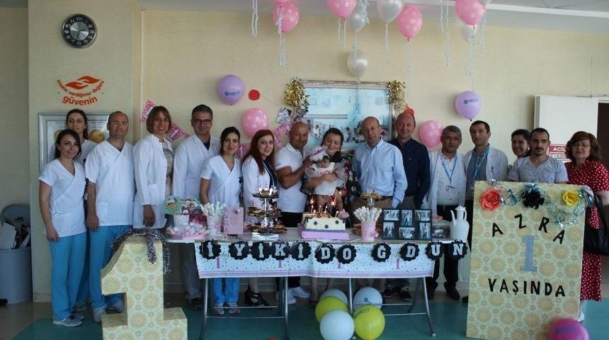 Doğum G&uuml;n&uuml;n&uuml; Nakil Olduğu Hastanede Kutladı