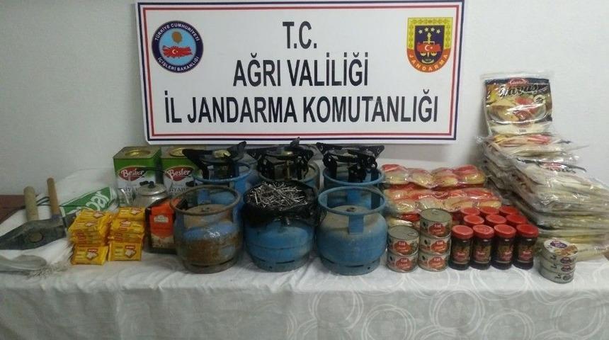 &Ccedil;amaşır Makinesinin Altından Gizli Sığınak &Ccedil;ıktı