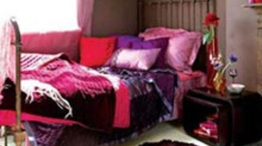 Yatak Odası Dekorasyonu &Ouml;nerileri