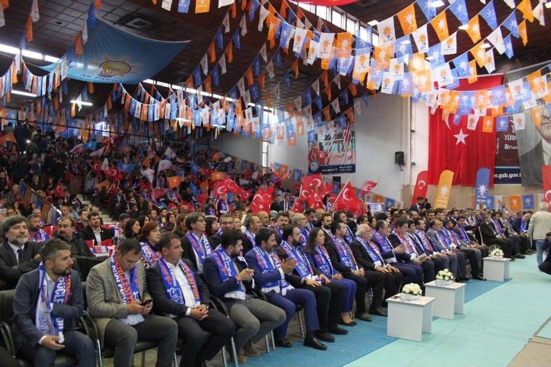 Ak Parti Gen&ccedil;lik Kolları 5. Olağan Kongresi