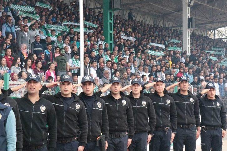 7 Yıl Sonra Gelen Şampiyonluk, Binlerce Kırşehirliyi Sokağa Döktü G3