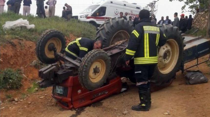 Salihli’de Traktör Devrildi: 2 Yaralı