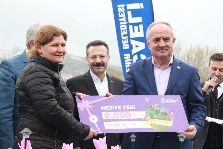 Kocaeli’de En Güzel Laleler Yarıştı G2