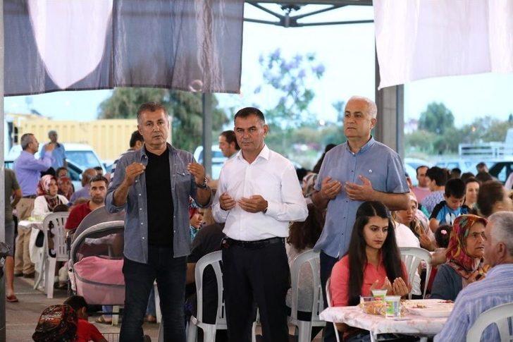 Başkan Sözen, Vatandaşlarla İftar Sofrasında Buluştu G5