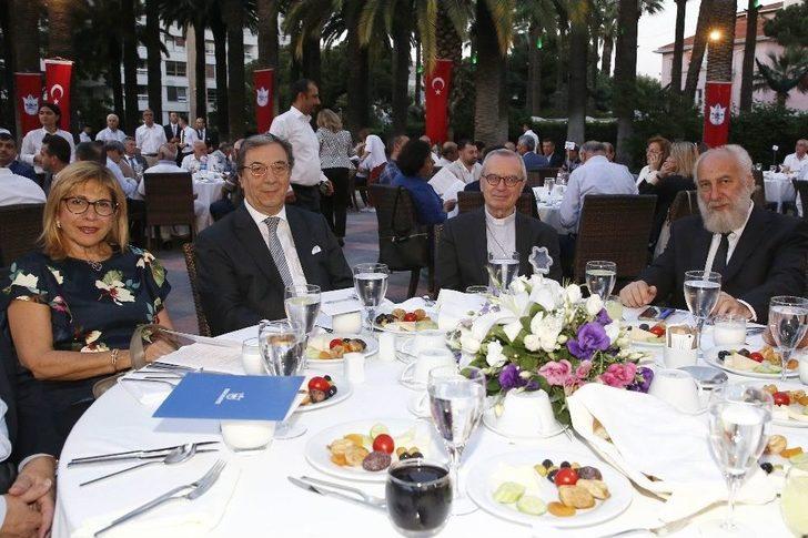 Konak’ta Ramazan’ın Ruhuna Uygun İftar G2