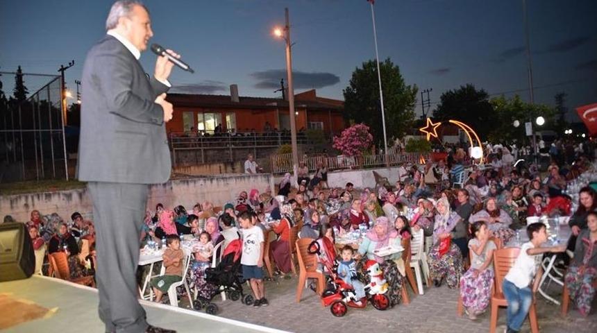 Yunusemre&rsquo;de İftar Sofrası Yağcılar&rsquo;da Kuruldu