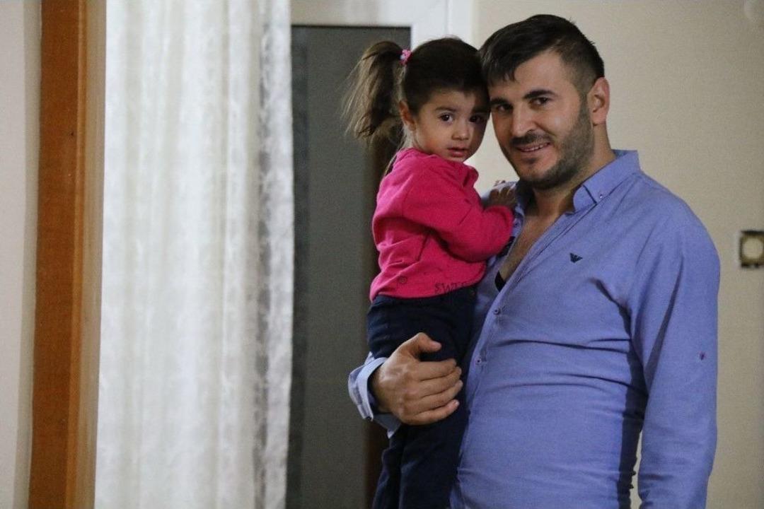 T&uuml;rkiye&rsquo;nin Ağladığı Esila, Babasına Kavuştu