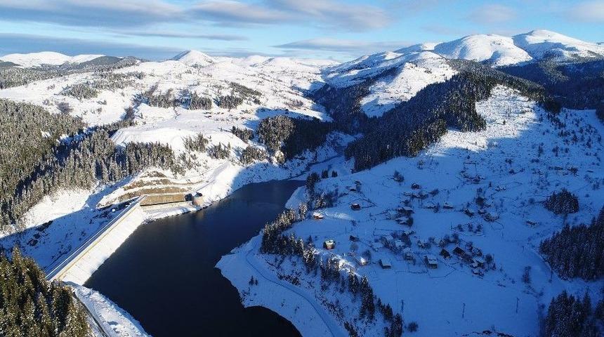 2 Bin Rakımlı Yaylada Kar G&uuml;zelliği