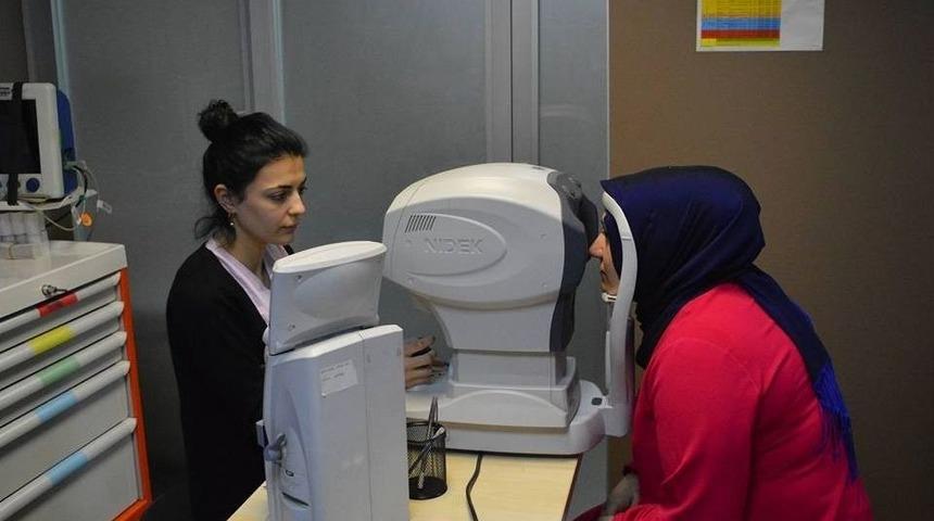 Kartepeli Kadınlar G&ouml;z Muayenesinden Ge&ccedil;ti