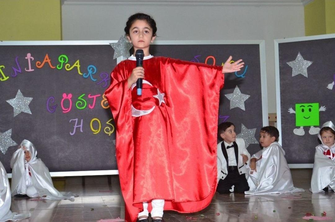 Miniklerin Mezuniyet Heyecanı