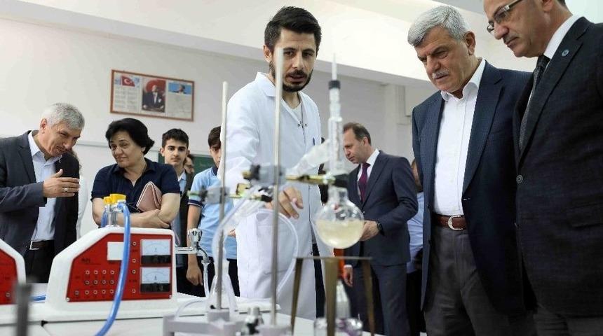 Başkan Karaosmanoğlu: Bilime Ve Eğitime Tam Destek Veriyoruz&rdquo;