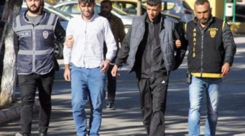 Gasp Zanlıları Adliyeye Sevk Edildi