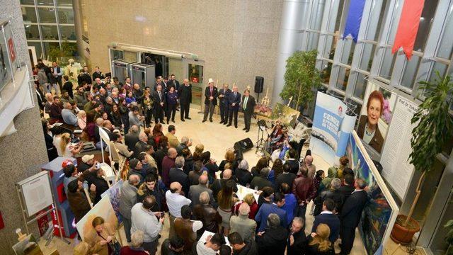 Cengiz Aytmatov Doğum Gününde Maltepe’de Anıldı