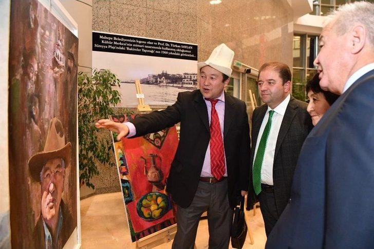 Cengiz Aytmatov Doğum Gününde Maltepe’de Anıldı G1