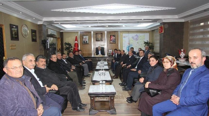 Ak Parti Merkez İl&ccedil;e Y&ouml;netiminden Başkan Memiş&rsquo;e Ziyaret