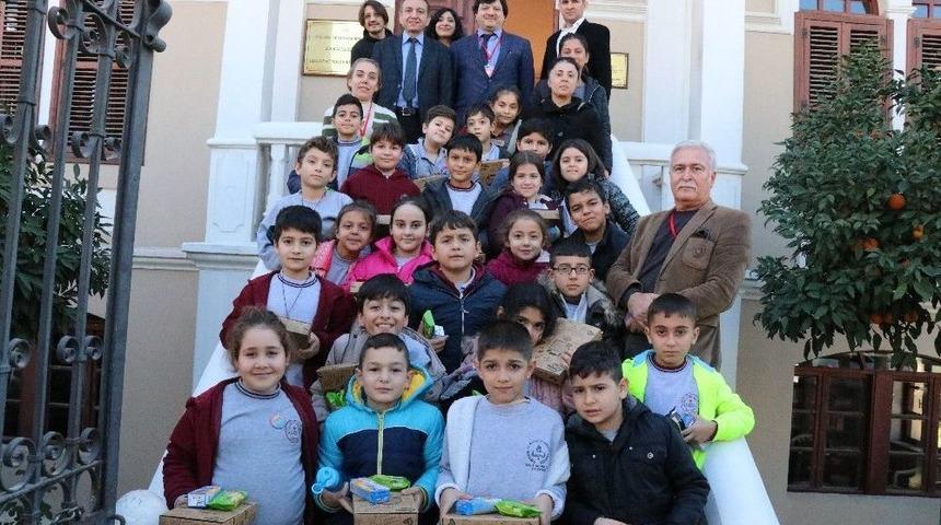 &Ouml;ğrenciler Yazarlarla Buluştu