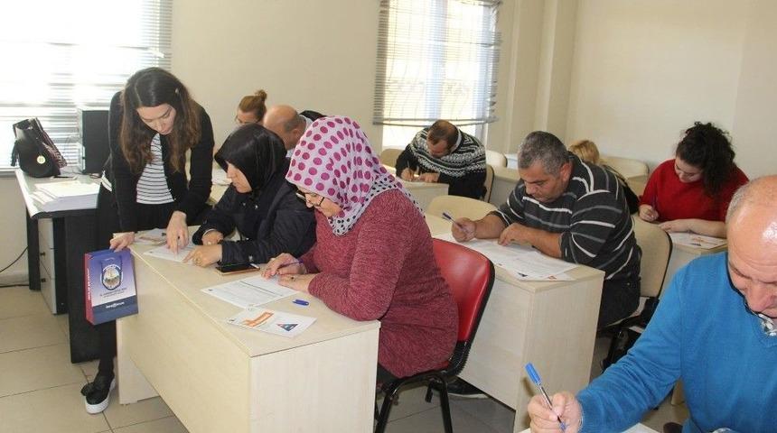 &ldquo;ekonomi Ailede Başlar&rdquo; Eğitimi Başladı