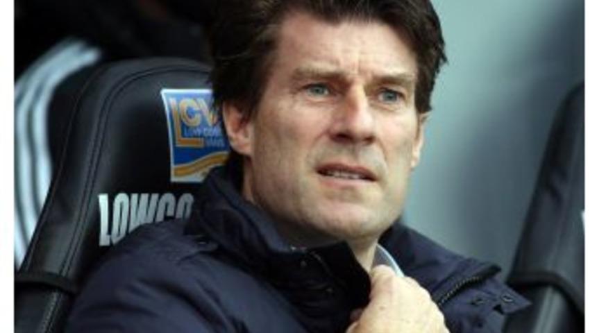 Real&rsquo;de Zidane&rsquo;ın Yerine Laudrup