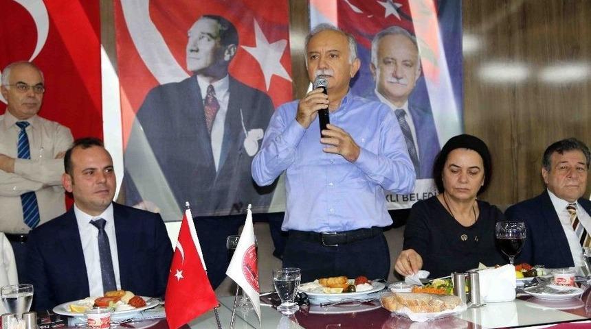 Başkan Karabağ, İzmir&rsquo;de Yaşayan Balıkesirlilerle Buluştu