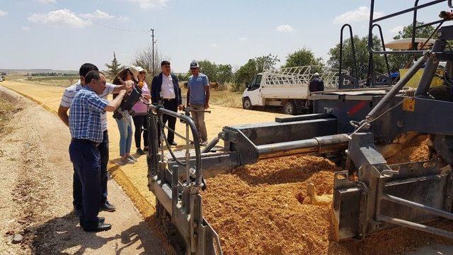 Köylerde Asfalt Çalışmaları Başladı