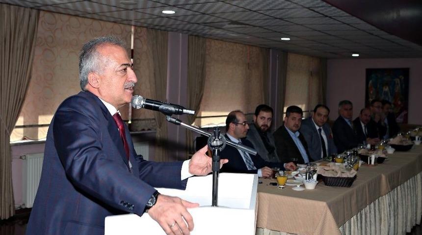 Atat&uuml;rk &Uuml;niversitesi, Misafir &Ouml;ğrencilerini Yalnız Bırakmıyor