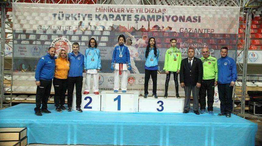 Kağıtsporlu Karateciler&rsquo;den 4 Madalya